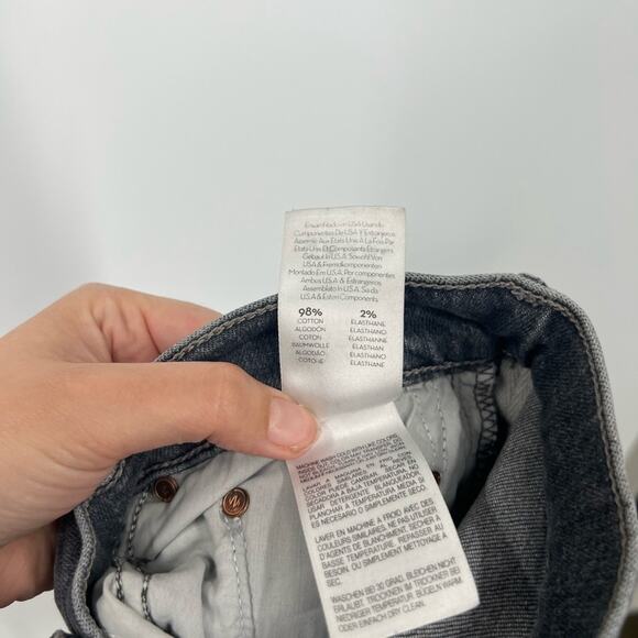 Mother The Insider Step Fray Crop Jeans in Ace of Spades CUT - Picture 9 of 9